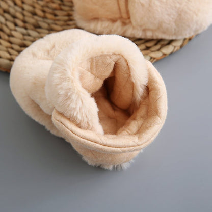 Puszyste skarpetko-buciki dla niemowląt