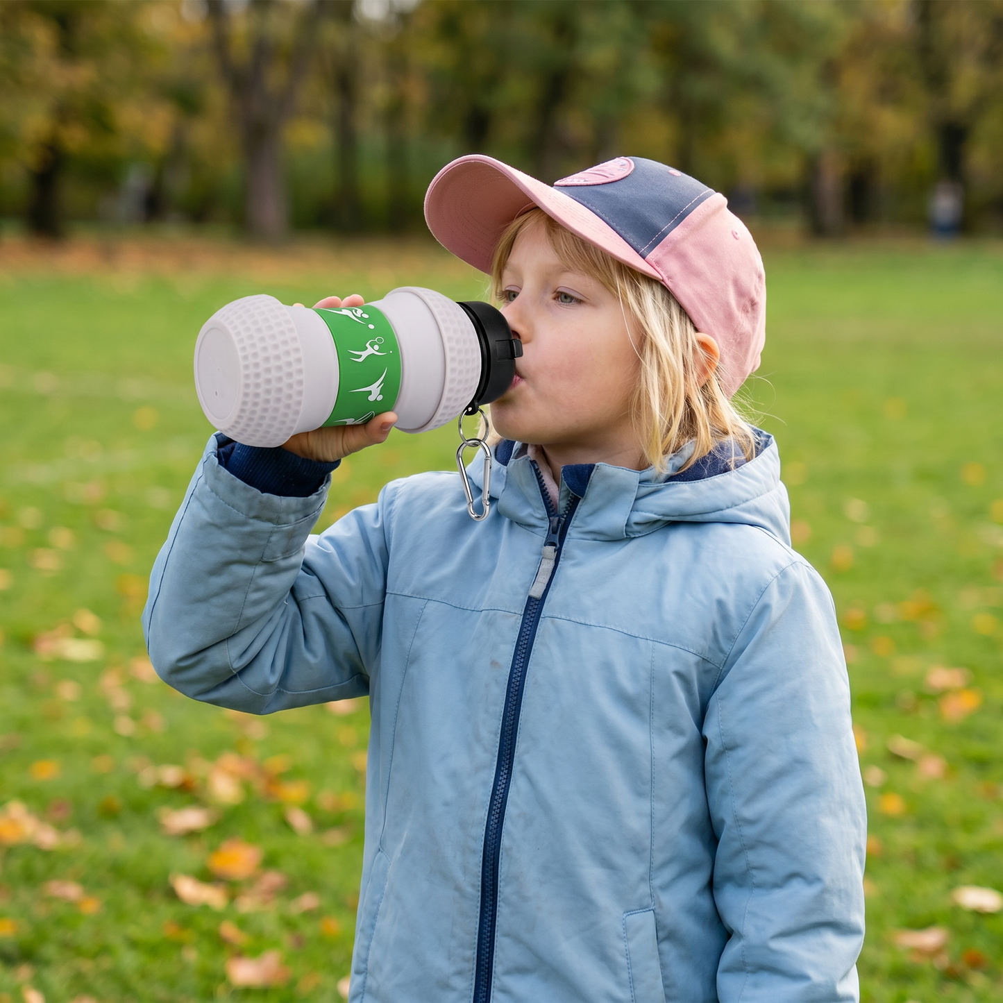 Składana i wytrzymała silikonowa butelka na wodę do piłki nożnej