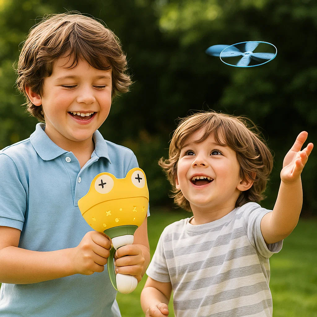 Zabawka – wirujący śmigłowiec z napędem na sznurek